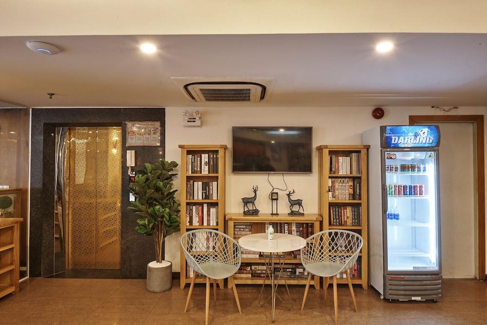Sai Gon'S Book Hotel Хошимін Екстер'єр фото