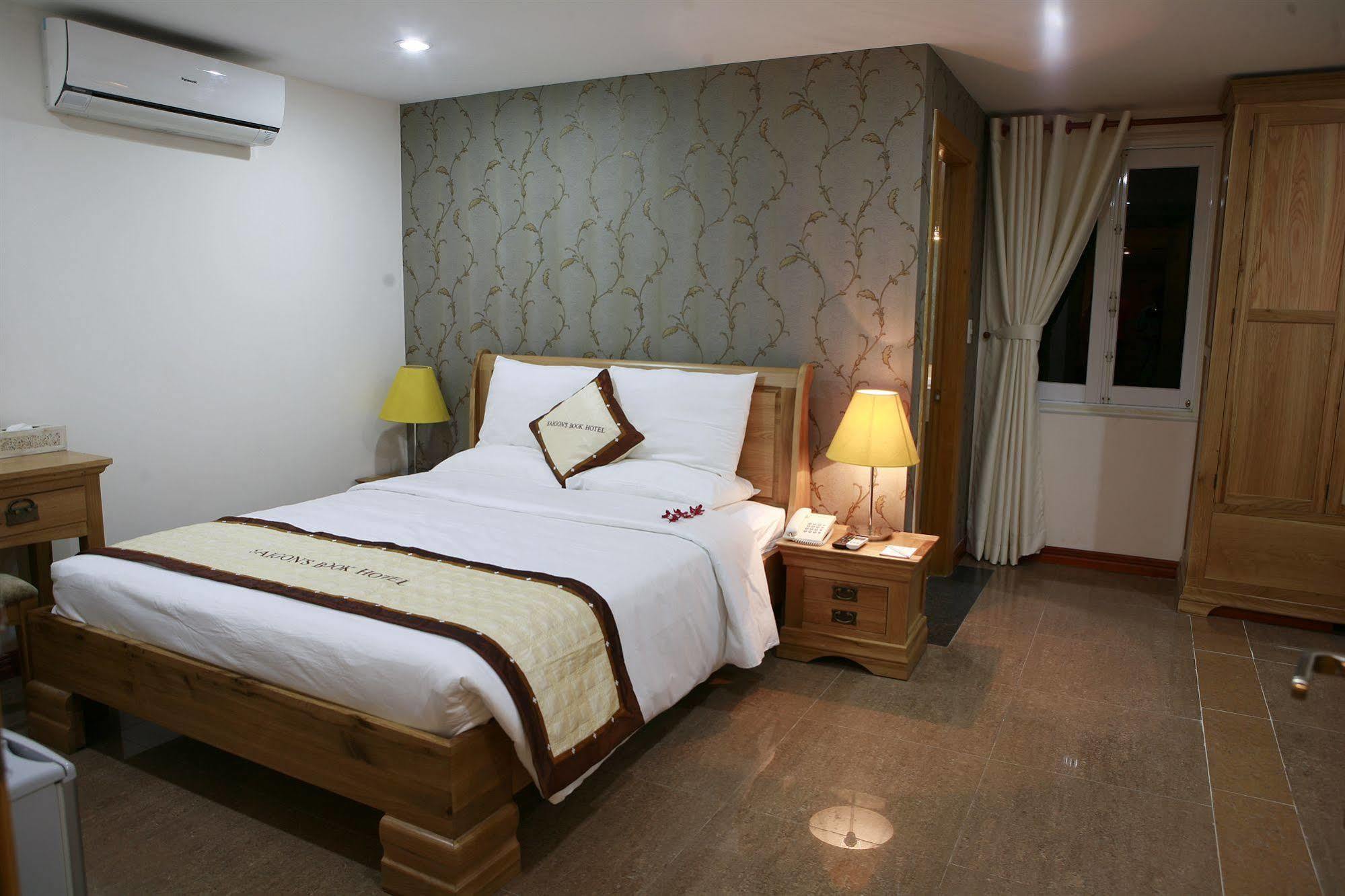 Sai Gon'S Book Hotel Хошимін Екстер'єр фото